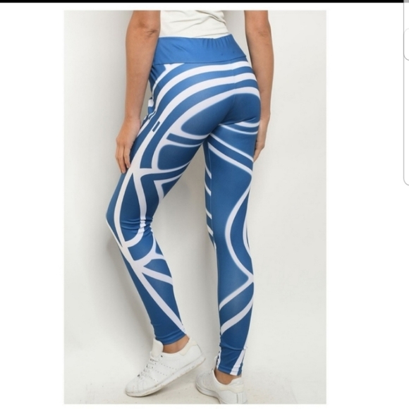 Blue & White Leggings - Picture 5 of 6